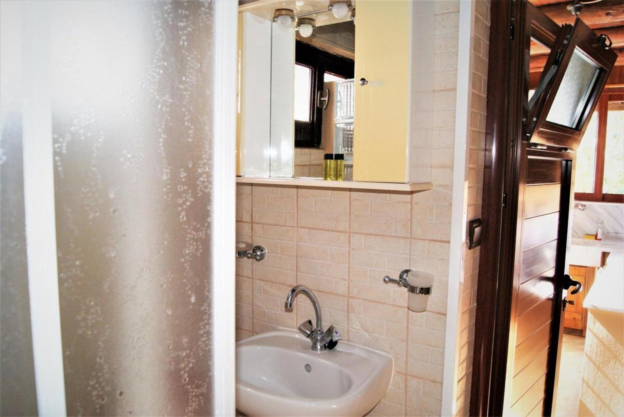 Villa Akrolithos With Private Pool Hriszí Aktí Haniá Kültér fotó